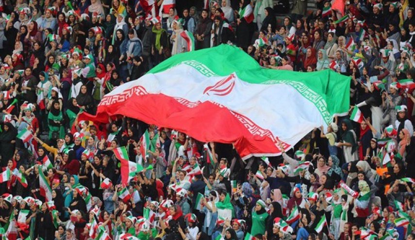 رسميا .. إلغاء منع حضور الجماهیر بمباريات المنتخب الايراني