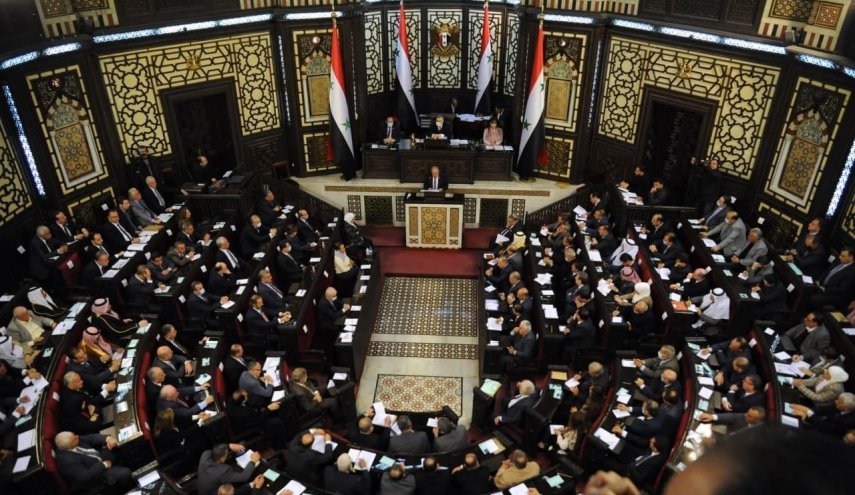 استيراد الباصات.. الحكومة السورية تبشر بحل معاناة النقل الداخلي