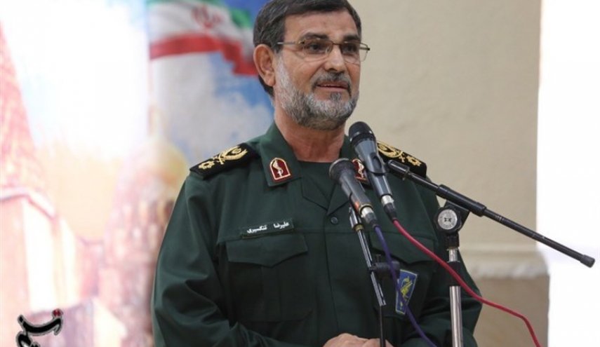 دریادار تنگسیری: استکبارستیزی نماد شرف و شناسنامه نیرو دریایی سپاه است