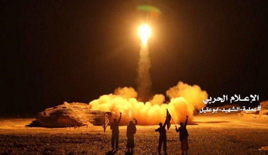 روزنامه آمریکایی: یمنی‌ها می‌توانند به اهدافی تا 1600 کیلومتر حمله کنند