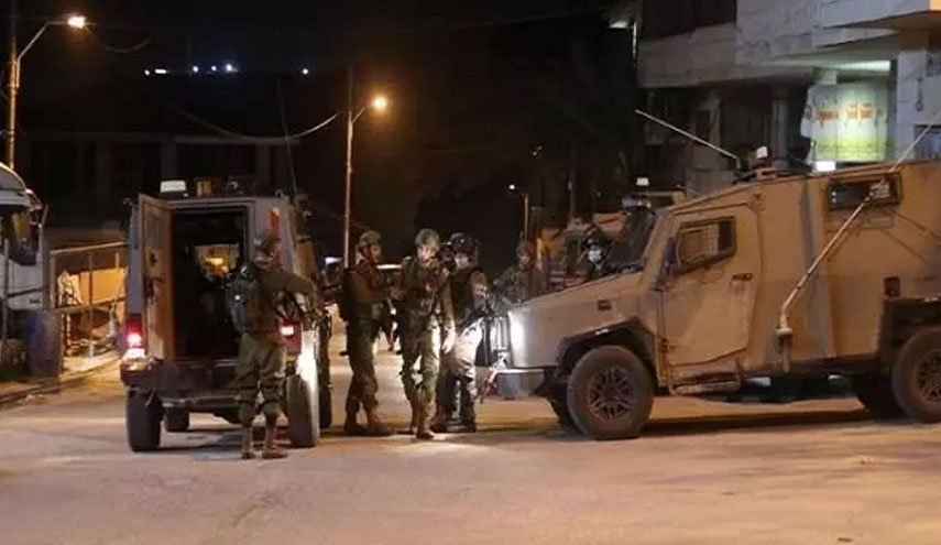 اشغالگران صهیونیست ۲۶ فلسطینی را بازداشت و چند خانه مسکونی را ویران کردند