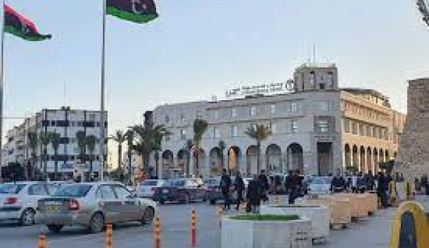 سرقة 3 سيارات لمصلين من أمام مسجد في ليبيا!