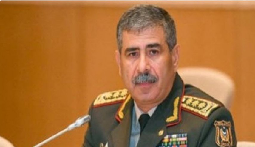 وزیر دفاع جمهوری آذربایجان در راه تهران