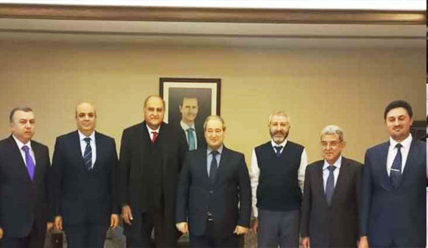 وفد من 