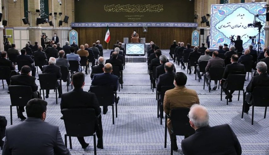 جهاد کارگران موجب اعتراف آمریکا به شکست جنگ اقتصادی شد