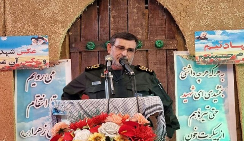 آمریکایی ها حق ورود به آب های سرزمین ما را ندارند
