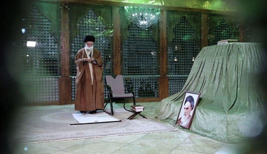 حضور رهبر انقلاب اسلامی در مرقد مطهر امام خمینی(ره)