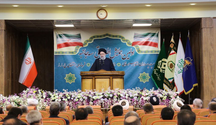 «جلوگیری از نفوذ»، «برخورد با سرشبکه‌های فساد» و «از بین بردن مافیای قاچاق» اولویت دستگاه‌های اطلاعاتی است/ چرخش نگاه مدیران، از «ما می‌توانیم» به «ما نمی‌توانیم» از اهداف عملیاتی جریان نفوذ در کشور است