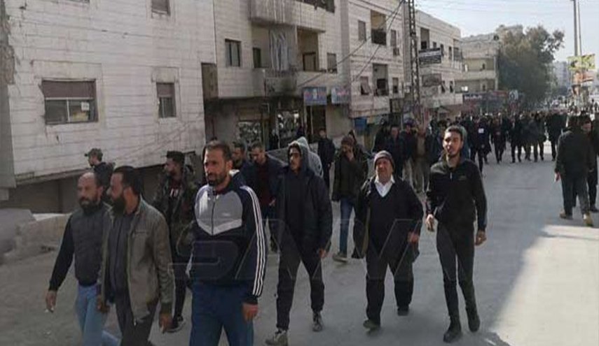 وسط إقبال كثيف.. بدء التسوية في معضمية الشام بريف دمشق