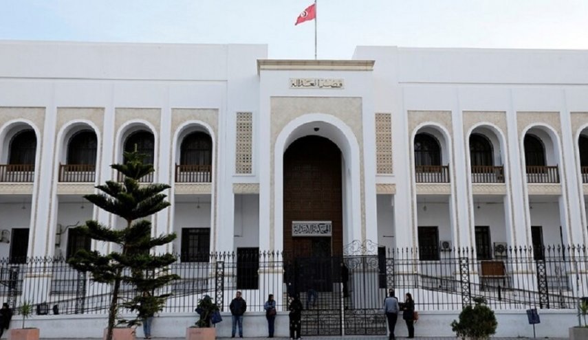 وزيرة العدل التونسية: الرئيس لن يحل المجلس الأعلى للقضاء

