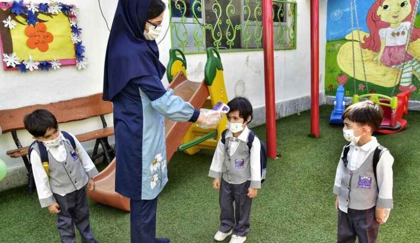 دورکاری برای مادران / مهدهای کودک‌ یک هفته تعطیل شد