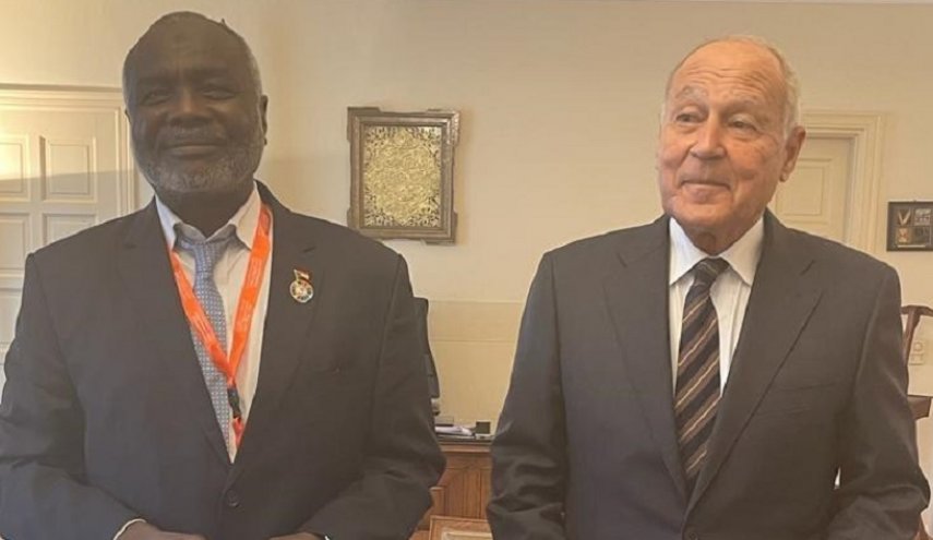 جبريل إبراهيم يلتقى وزير النقل المصرى والامين العام للجامعة العربية