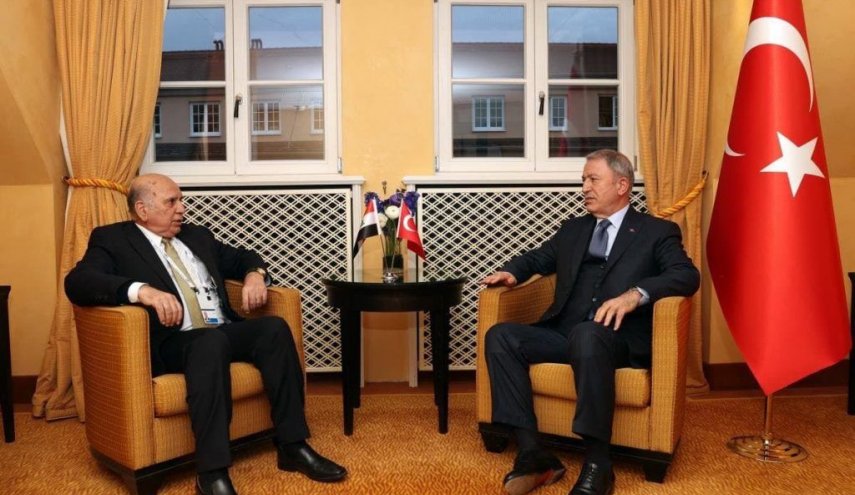 وزیر خارجه عراق: همسایگان باید به حاکمیت بغداد احترام بگذارند