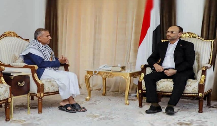 الرئيس المشاط يناقش تداعيات الحرب على قطاع النقل