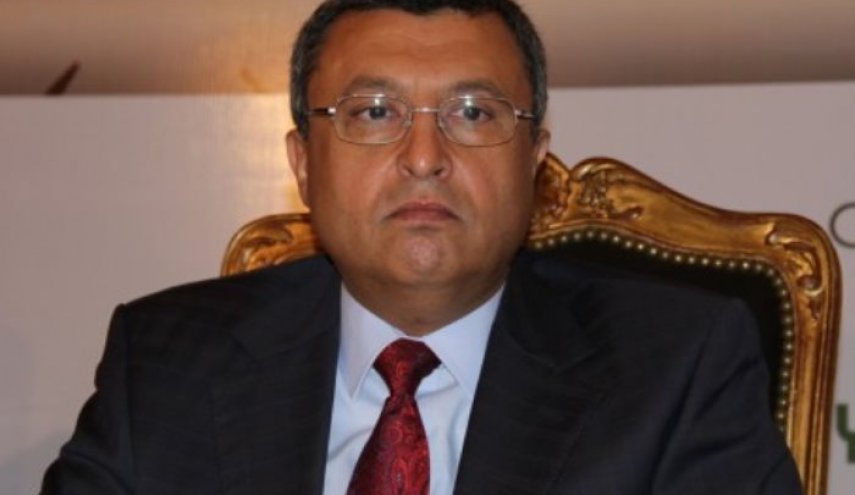 وزير مصري سابق: أزمة أوكرانيا تهدد برفع أسعار الطاقة