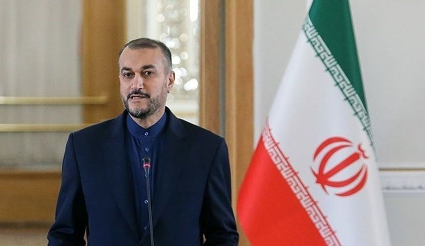 تأکید امیرعبداللهیان بر به کارگیری همه گزینه‌ها برای خروج ایمن ایرانیان مقیم اوکراین