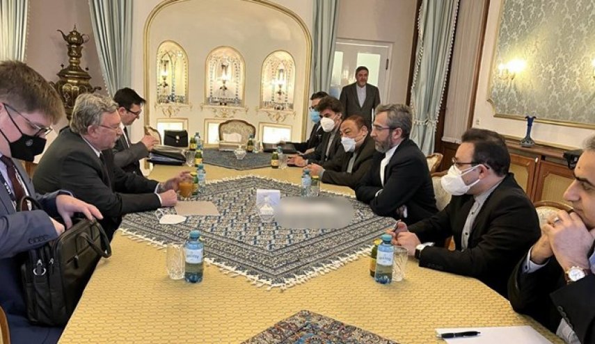 نشست دوجانبه هیأت‌های مذاکره کننده ایران و روسیه در وین