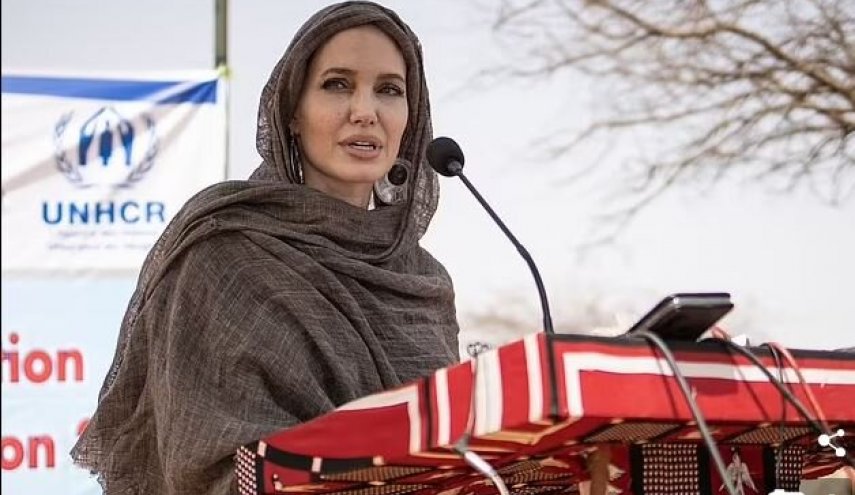 آنجلینا جولی به صنعاء می‌رود
