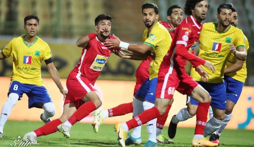 لیگ برتر فوتبال؛ صنعت نفت آبادان ۲ - پرسپولیس ۰
