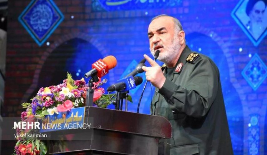 سرلشکر سلامی: سپاه در برابر توطئه‌‎ها و خباثت‌ دشمنان ایستاده است