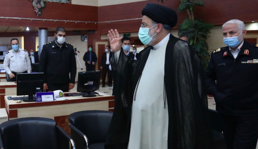بازدید رئیس جمهور از مرکز اطلاعات و کنترل هوشمند ترافیک پلیس