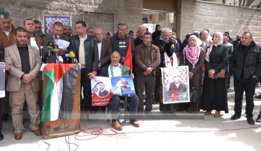 تجمع فلسطینیان در همبستگی با اسیران در غزه