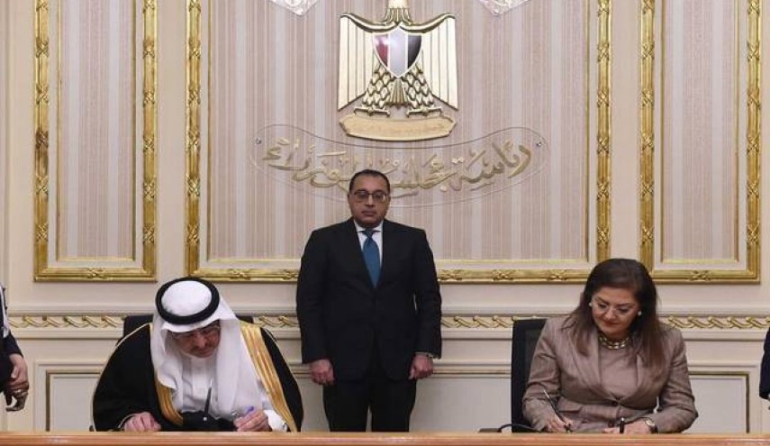 السعودية تودع 5 مليارات دولار لدى البنك المركزي المصري