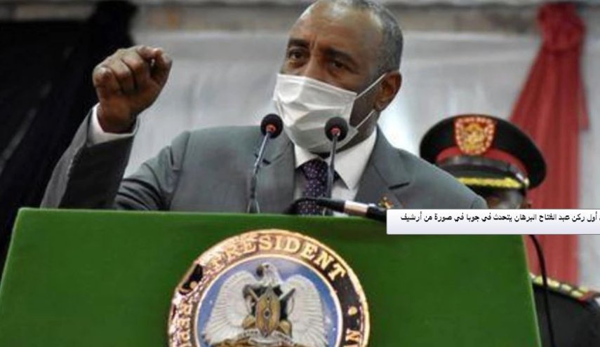 رئيس مجلس السيادة السوداني يهدد بطرد مبعوث الأمم المتحدة