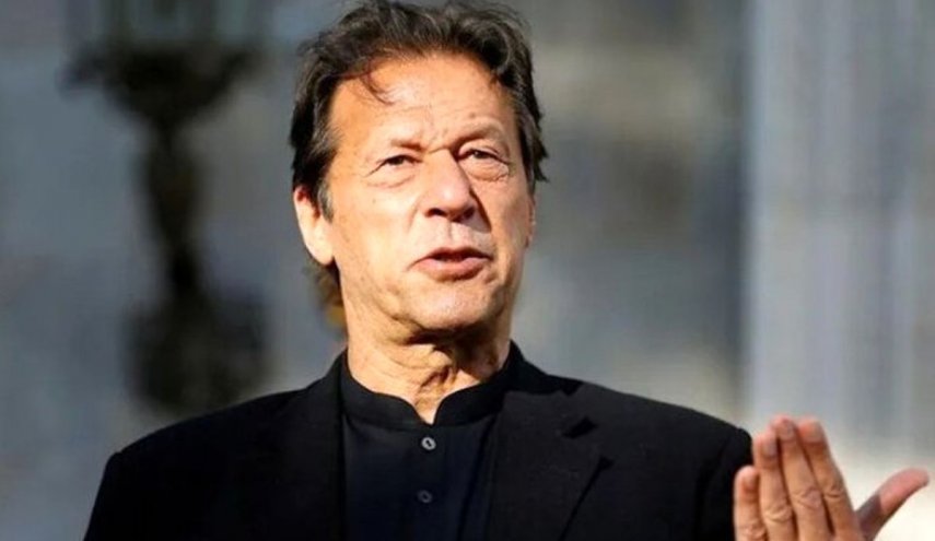 عمران‌خان: دولت تحمیلی را نمی‌پذیرم؛ تظاهرات مسالمت‌آمیز برگزار می‌شود