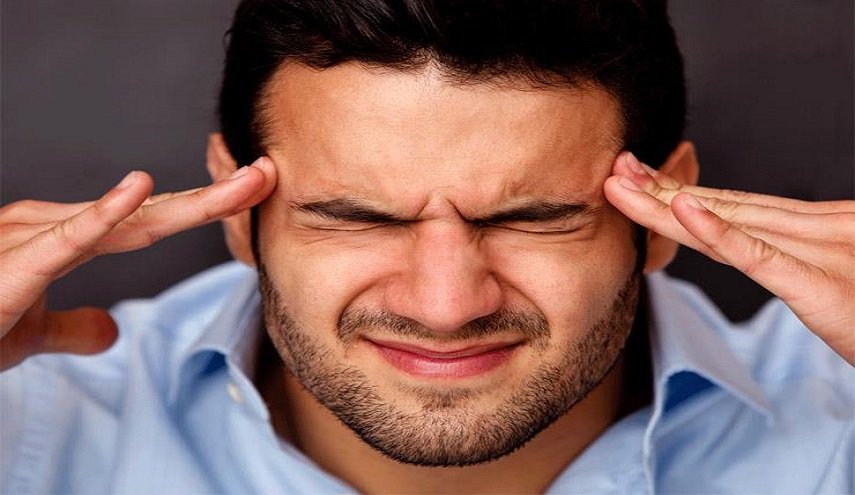 لماذا نصاب بالصداع بعد الإفطار في شهر رمضان؟!
