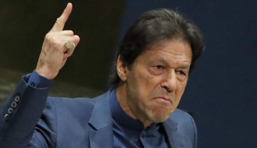 رأی الیوم: بایدن تاوان سنگینی برای سرنگونی عمران خان خواهد داد
