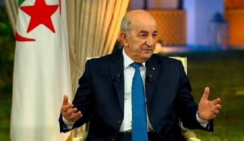  الرئيس الجزائري يجري محادثات مع رئيس الوزراء الإيطالي
