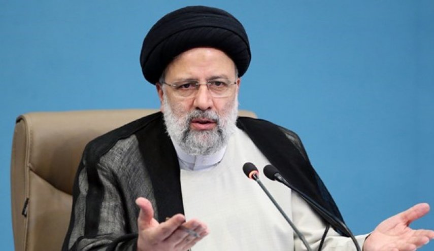 الرئيس الايراني: نصدر نفطنا بسهولة