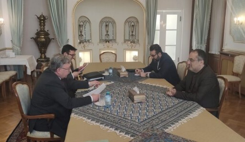 دیدار برجامی اولیانوف با اعضای نمایندگی دائم ایران در وین