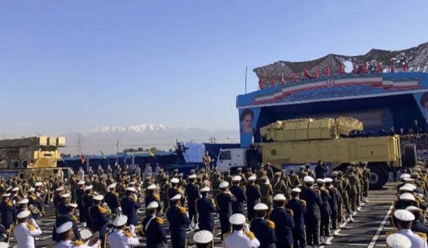 نمایش قدرت پهپادی، رباتیک، توپخانه و زرهی نیروی زمینی ارتش