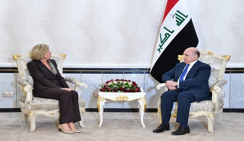 العراق يدعو أستراليا لتعزيز التعاون الاستثماري والتجاري
