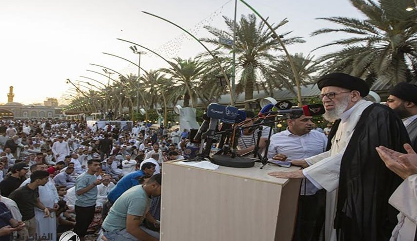 شاهد بالصور صلاة عيد الفطر قي كربلاء المقدسة