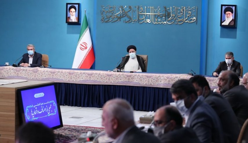رئیسی: تلاش داریم مردم مزه شیرین عدالت در پرداخت یارانه‌ها را بچشند