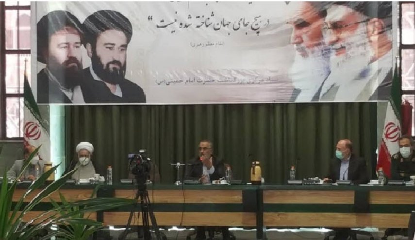رهبر معظم انقلاب ۱۴ خرداد در حرم مطهر امام راحل سخنرانی می‌کنند