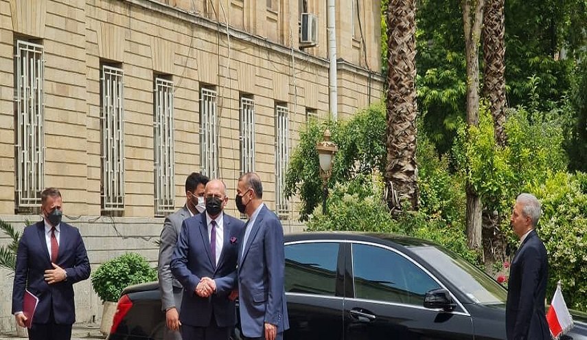 وزير خارجية ايران يستقبل نظيره البولندي