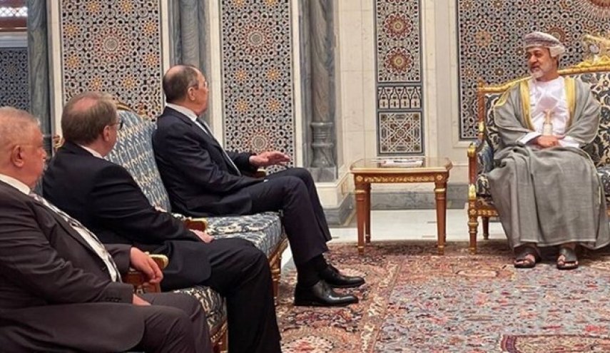 سفر وزیر خارجه روسیه به مسقط و دیدار با سلطان عمان