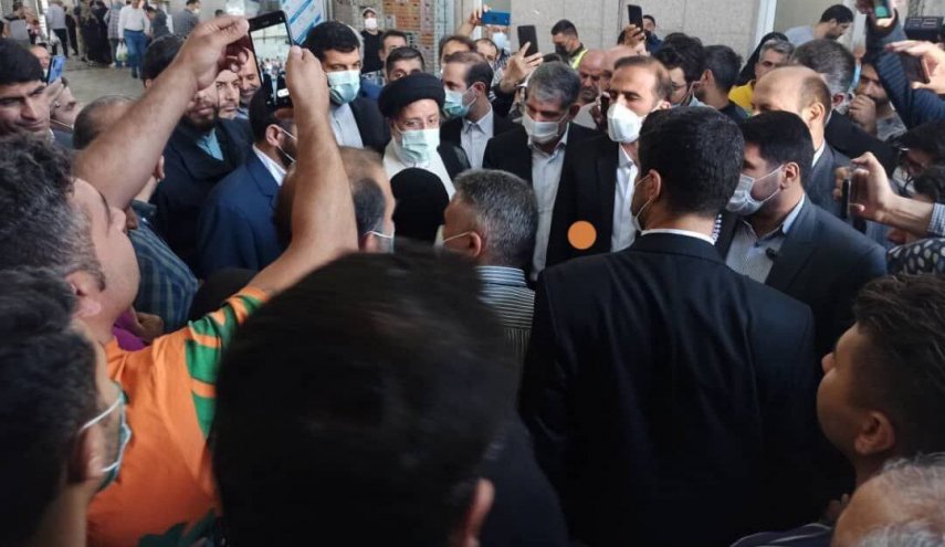 رئیس‌جمهور از یک مرکز بزرگ توزیع مرغ در جنوب تهران بازدید کرد