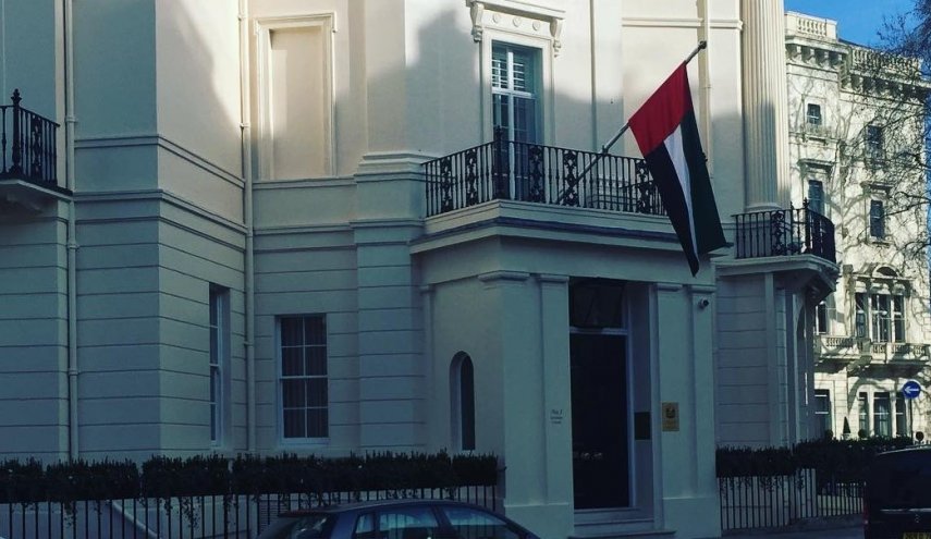 انهيار سفير الإمارات في بروكسل لهذا السبب