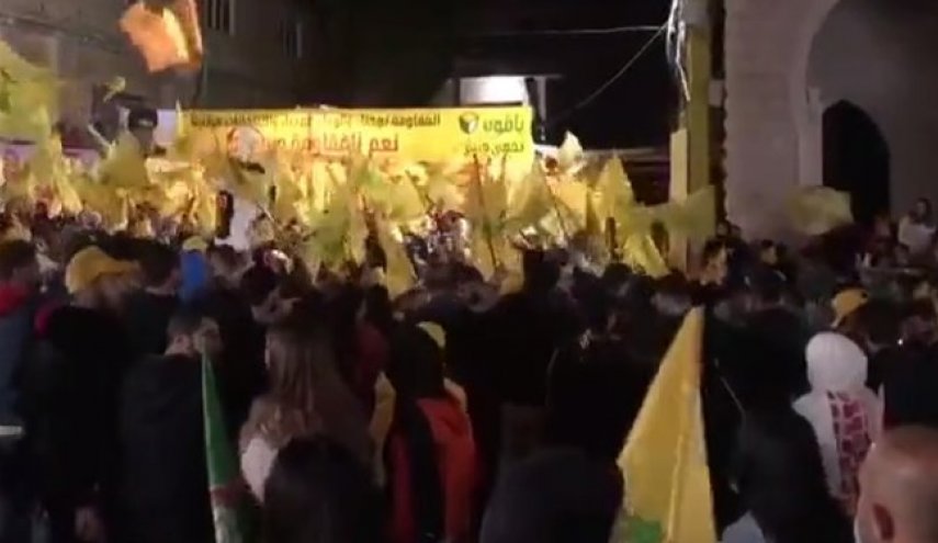 شادی خیابانی حامیان حزب‌الله در پی پیروزی برخی نامزدهای خود+فیلم
