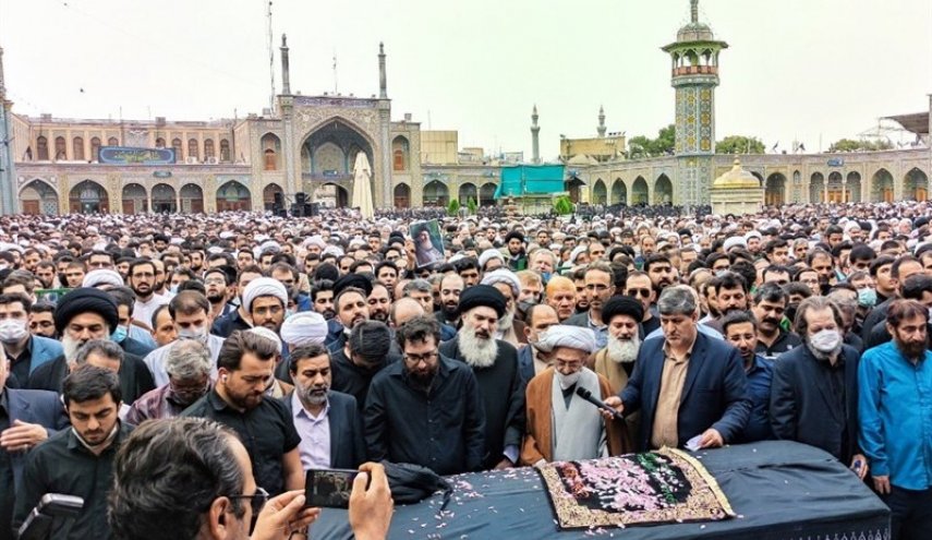 پیکر آیت الله فاطمی‌نیا در قم تشییع و به خاک سپرده شد