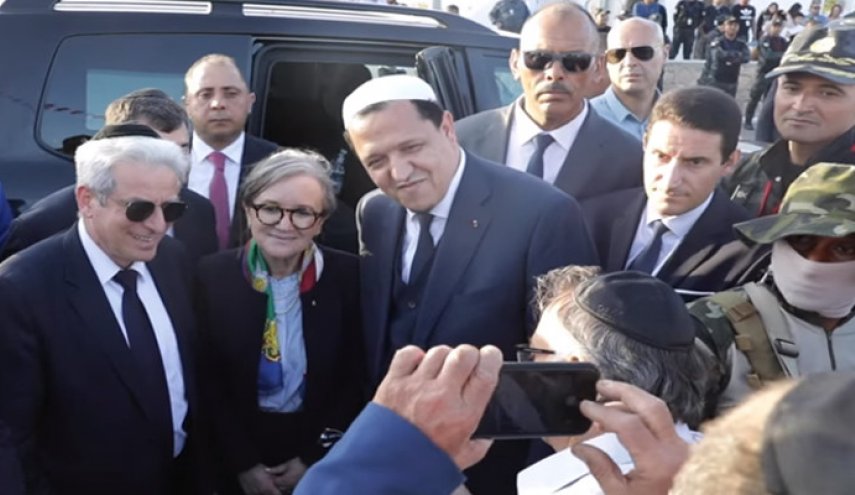 بسبب صورة مع شيخ التطبيع.. انتقادات لرئيسة الحكومة التونسية