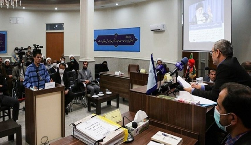 المتهجم على رجال الدين في مشهد: أعترف أن عملي كان إرهابيا