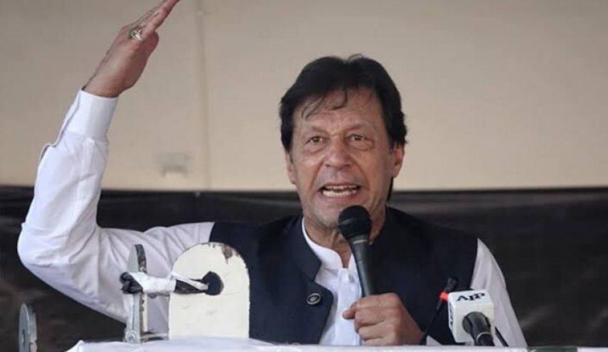 عمران‌خان، طرفداران خود را برای تظاهرات ضددولتی در پاکستان فراخواند 
