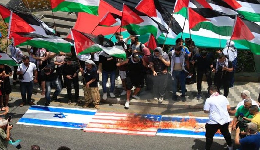 لبنانی‌ها در حمایت از قدس راهپیمایی کردند