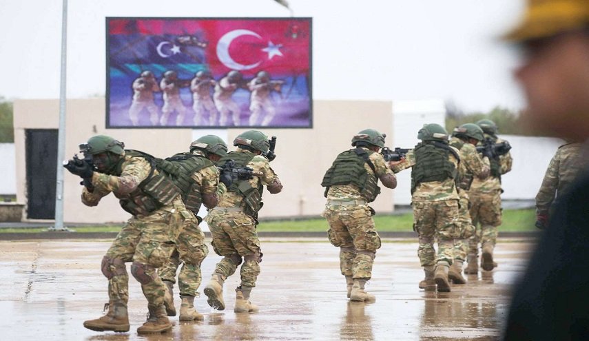 تركيا تمدد بقاء قواتها في ليبيا رغم الرفض الدولي